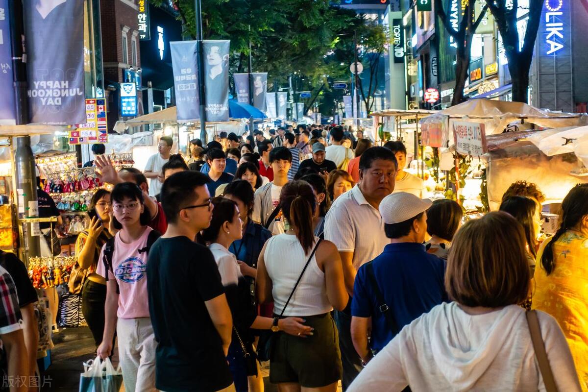 下班摆摊做些什么赚钱,上班族业余兼职摆摊适合做什么