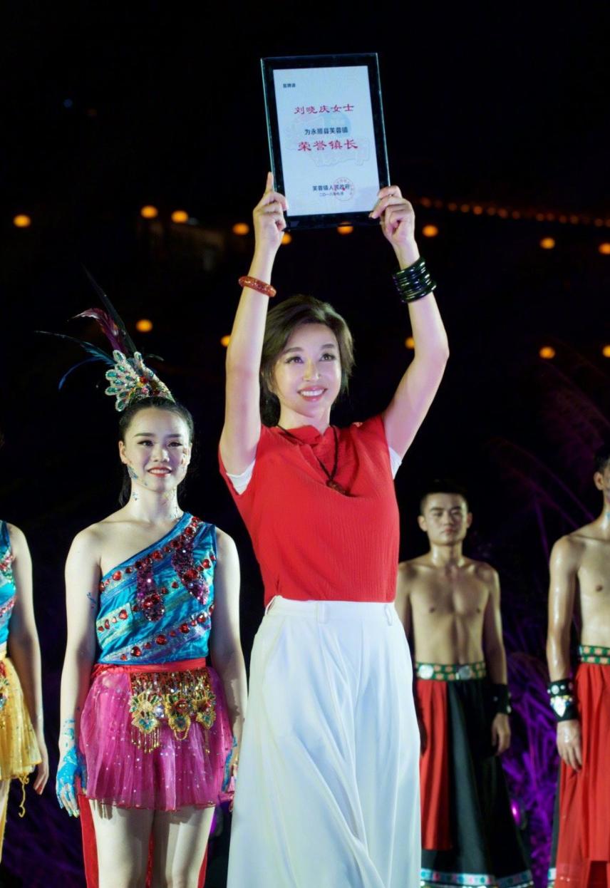 姜文刘晓庆最好的朋友,姜文前任刘晓庆