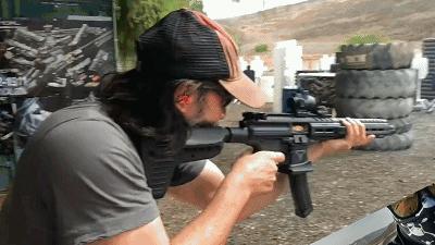 不过审、大尺度、*片爽**,但牛逼疯了!不愧是影史最佳!