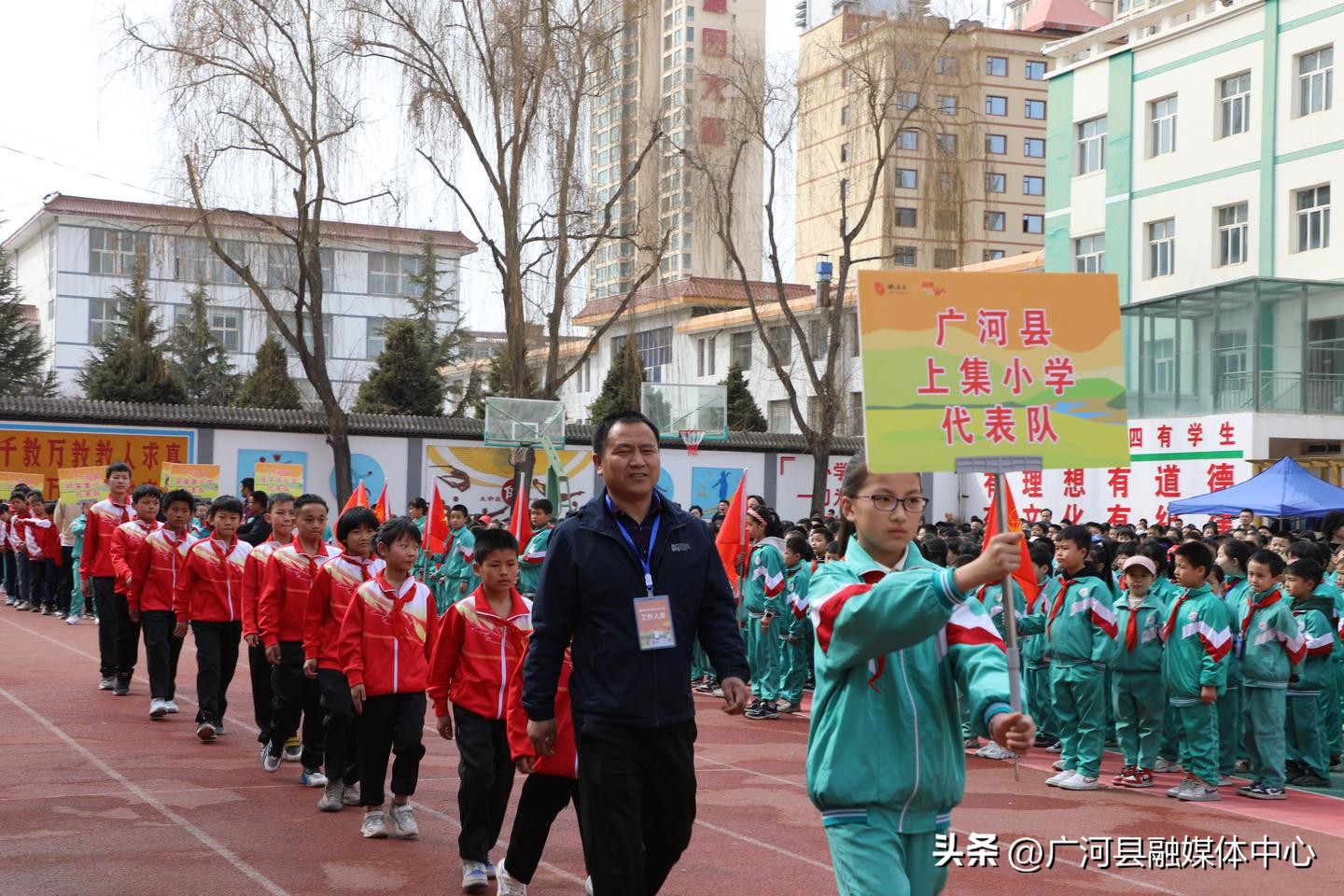 2021姚基金希望小学篮球季启动,2022姚基金小学篮球赛总决赛