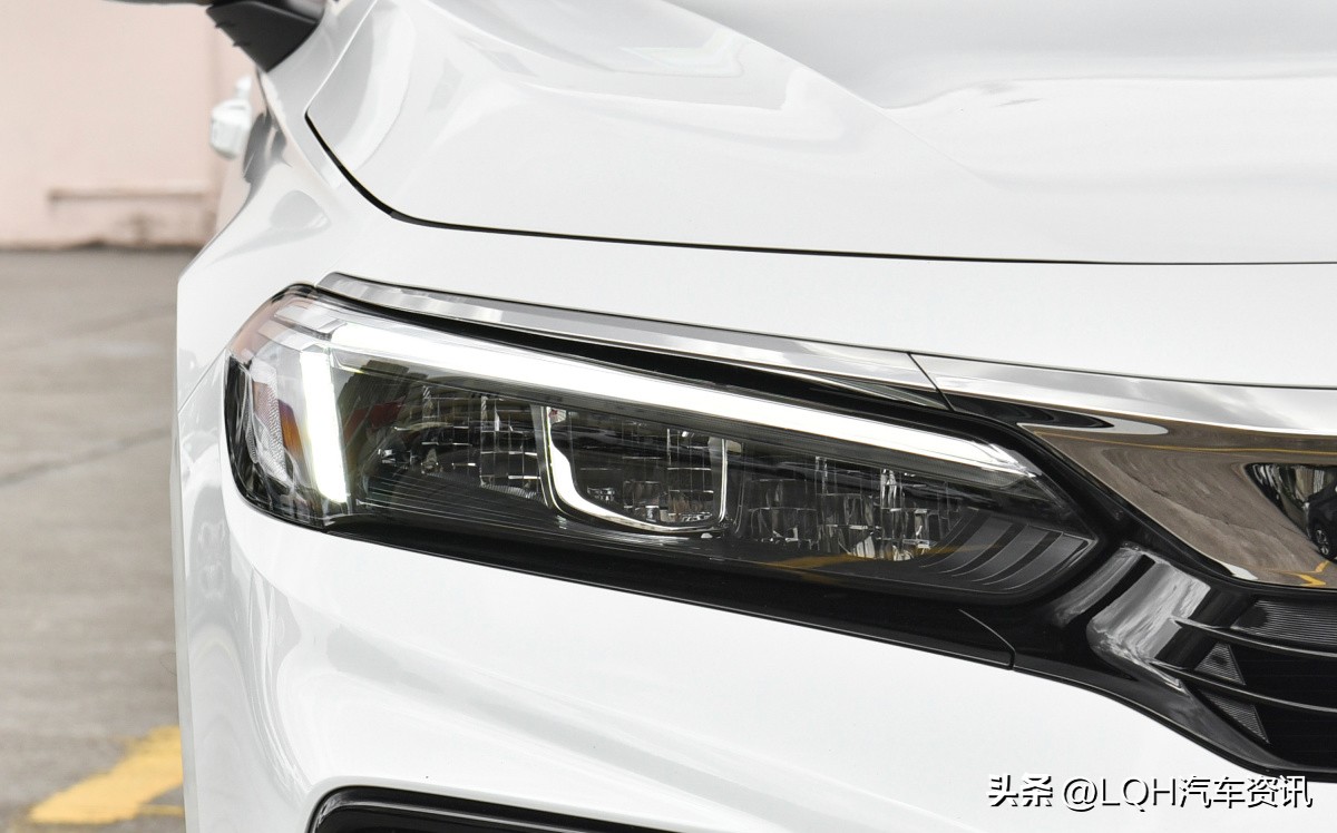 月薪6000左右买雅阁可以吗,二手雅阁与新款思域怎么选择