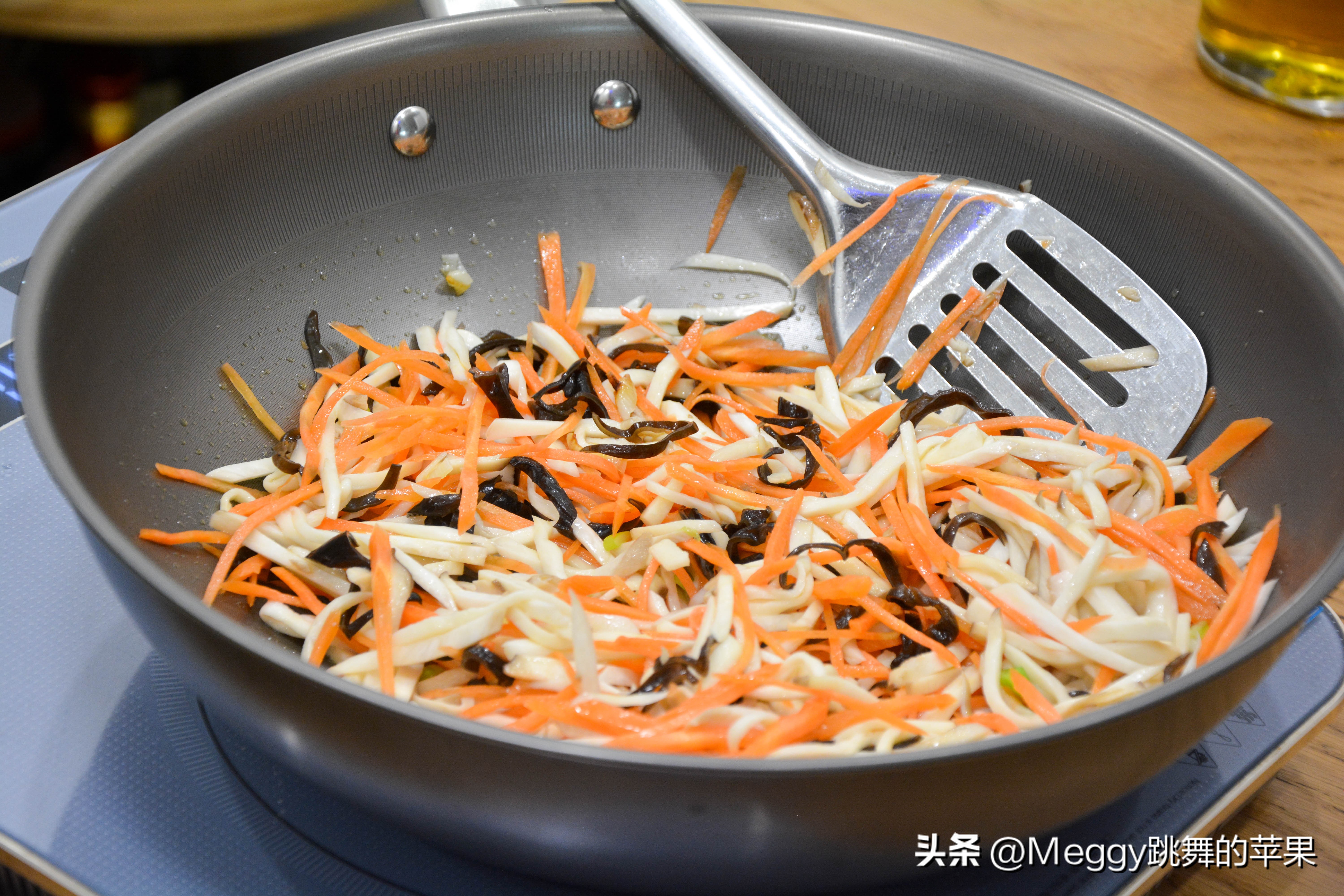 教你几道营养不上火的家常美食,四道营养居家好菜谱让你回味无穷