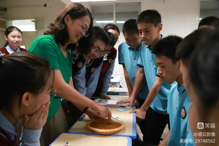 重庆市兼善中学90周年回放,重庆市兼善中学2002