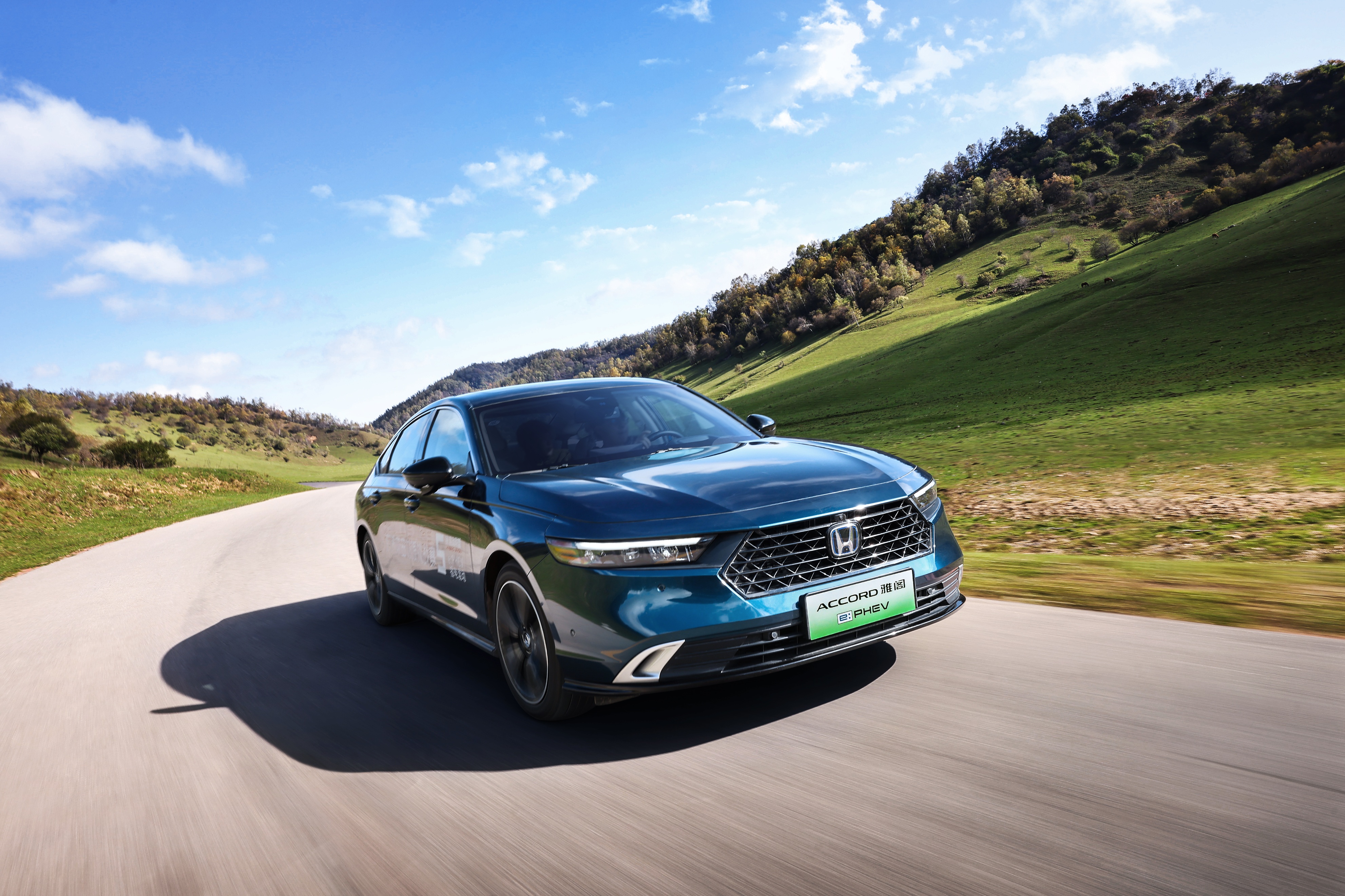 开25万公里的本田雅阁卖多少钱,25w公里的雅阁还值得买吗