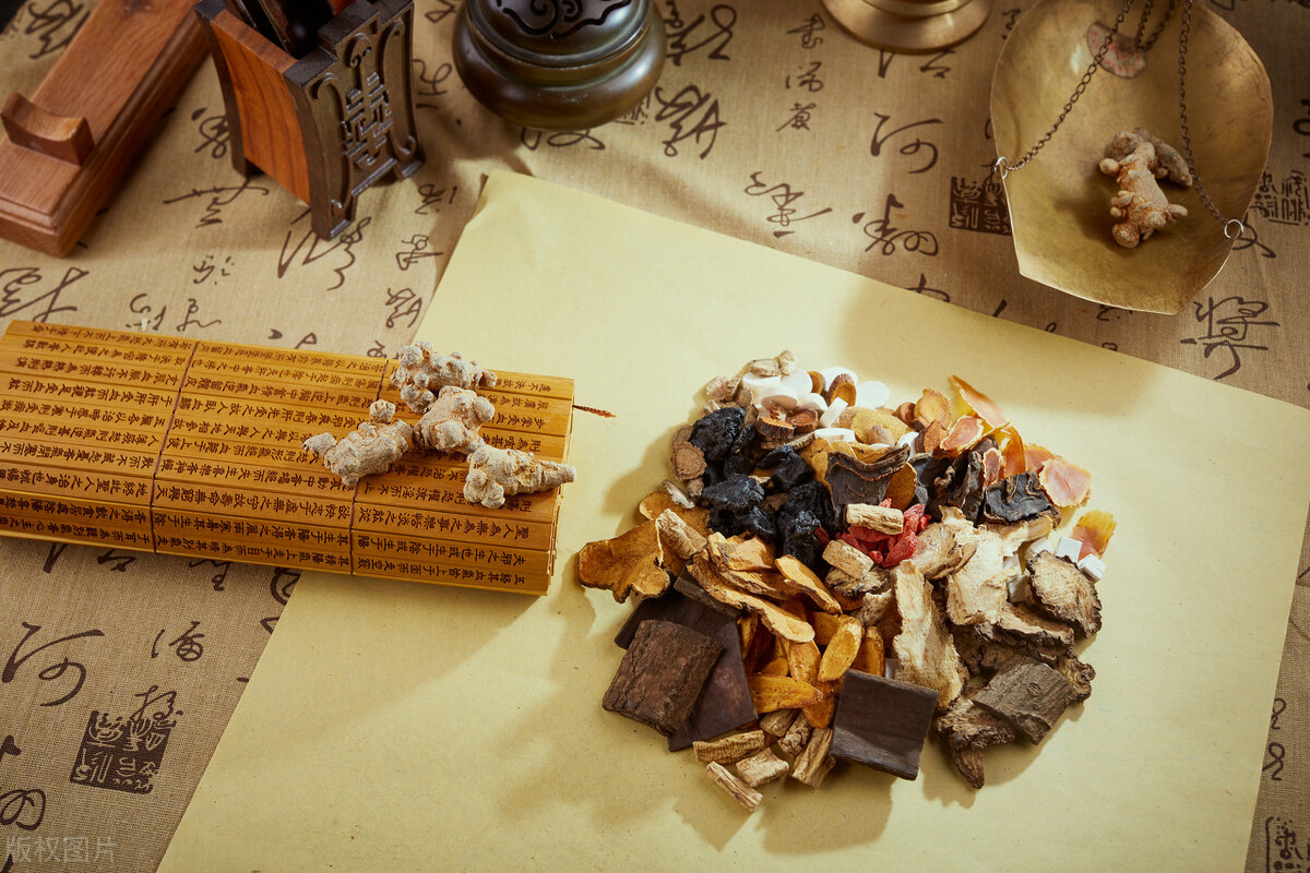 夜尿频多阴盛阳虚,夜尿频不通畅