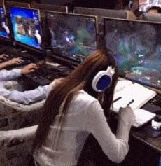 也别自作多情冬天一般朋友见面都说自己手冷真行动了还容易闹笑话