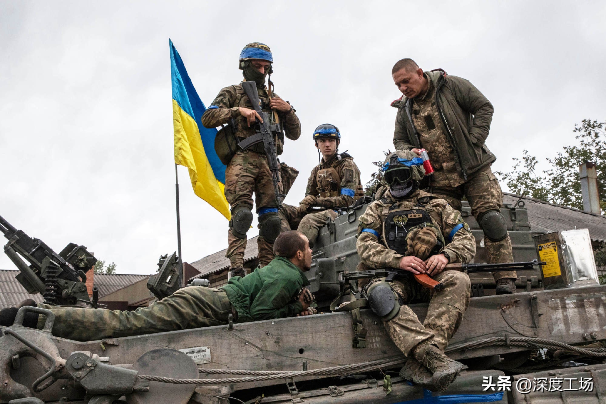 乌军集中100多辆坦克猛攻俄军,乌军第二轮反攻无法突破俄军防线