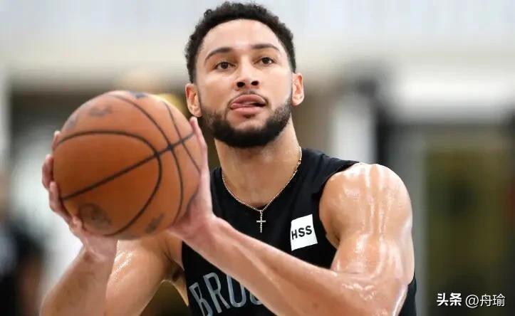 湖人球员赛后采访浓眉道歉,nba詹皇怒吼