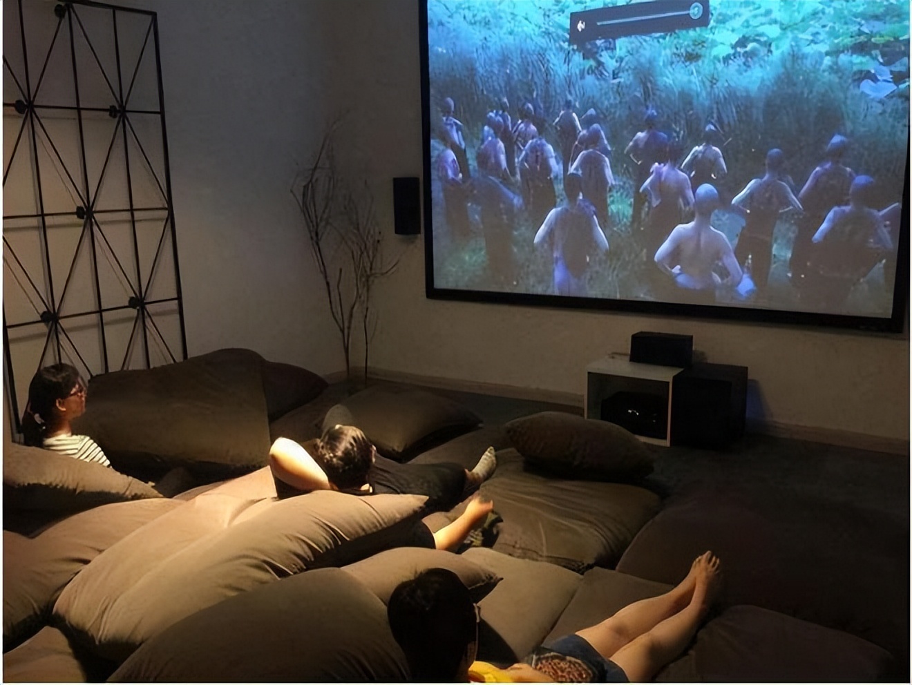 我国私人影院数量破万，为什么现在的情侣都喜欢去私人电影院？