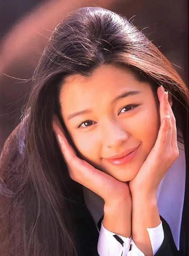 徐若瑄年轻时候的发型,徐若瑄标准瓜子脸
