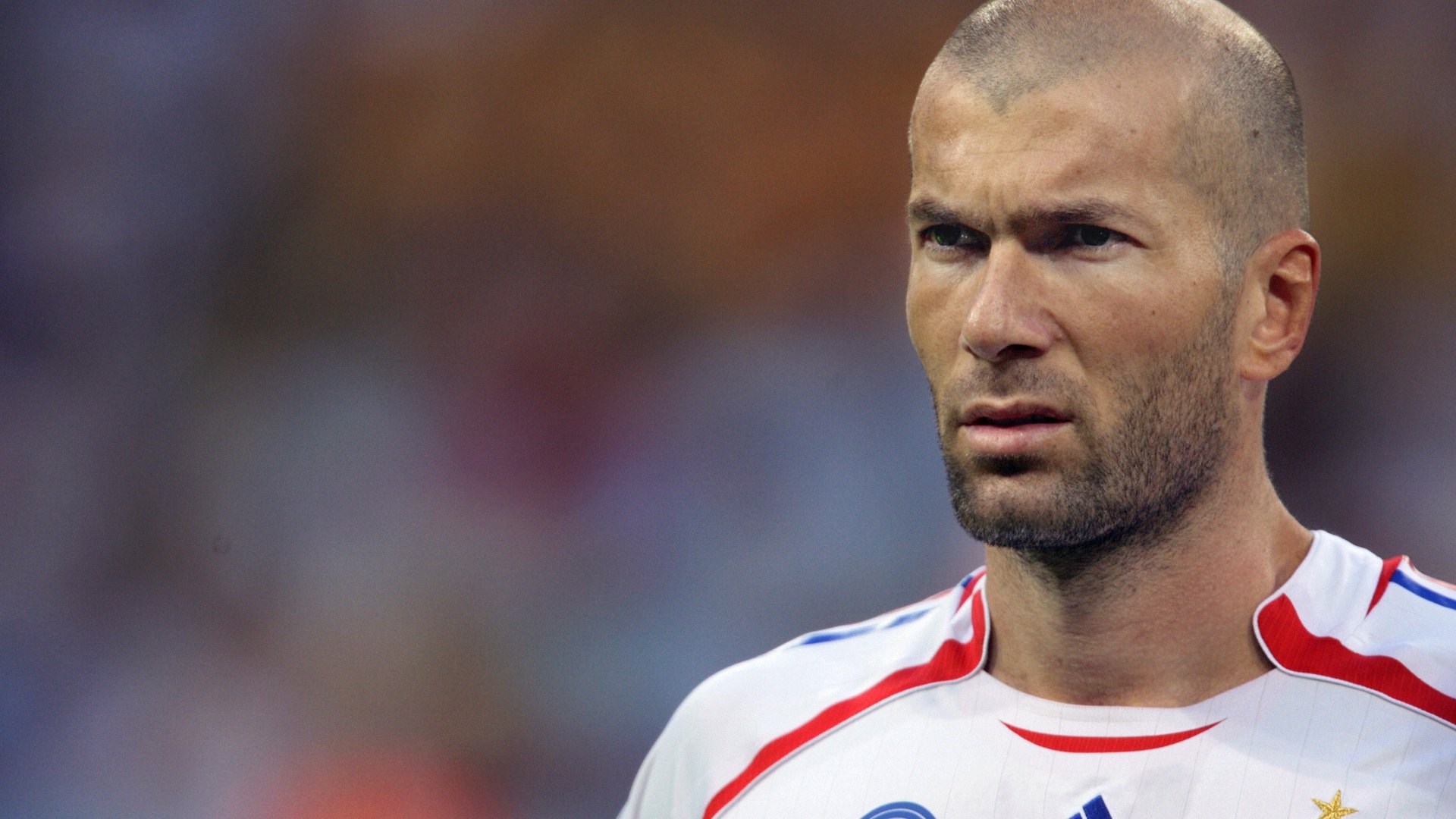 足坛最强右脚前锋,足球十大左脚射门高手