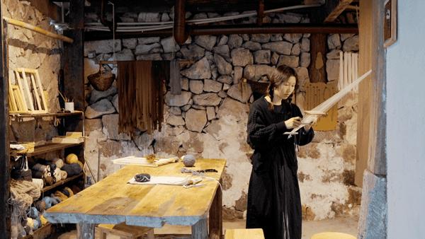 他在贵州租下200亩山谷，95后纷纷投奔：过不花钱的日子，很快乐