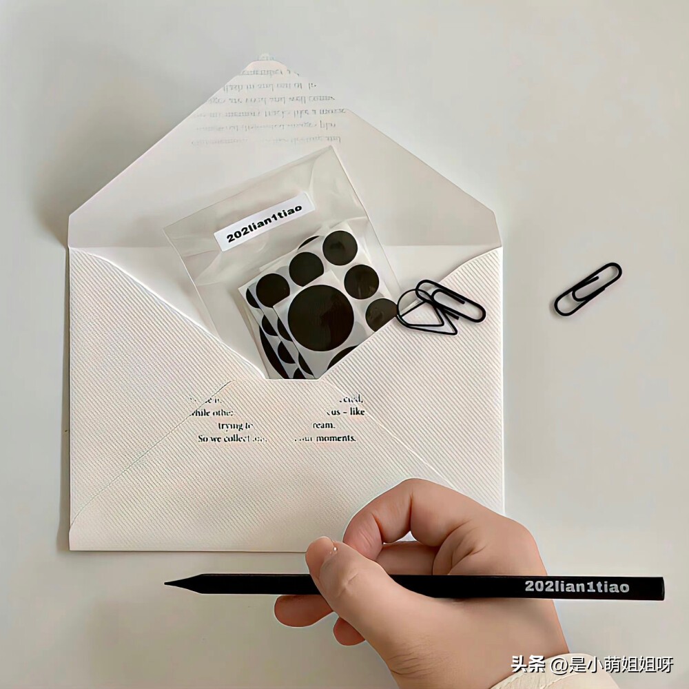 自媒体一年赚10万难不难,自媒体一年赚5万难吗