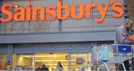 在不同国家和地区,用一百块钱可以买到多少东西?