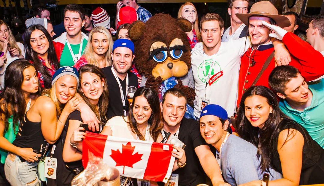 全家一步到位拿枫叶卡，加拿大SUV移民项目太香了！