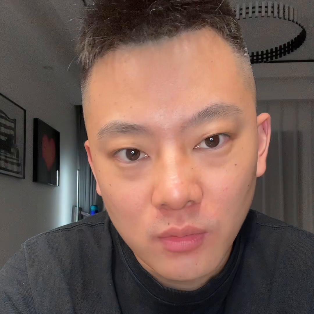 可以不懂，但别乱评价，别乱劝，别调侃，理解万岁。我和抑...