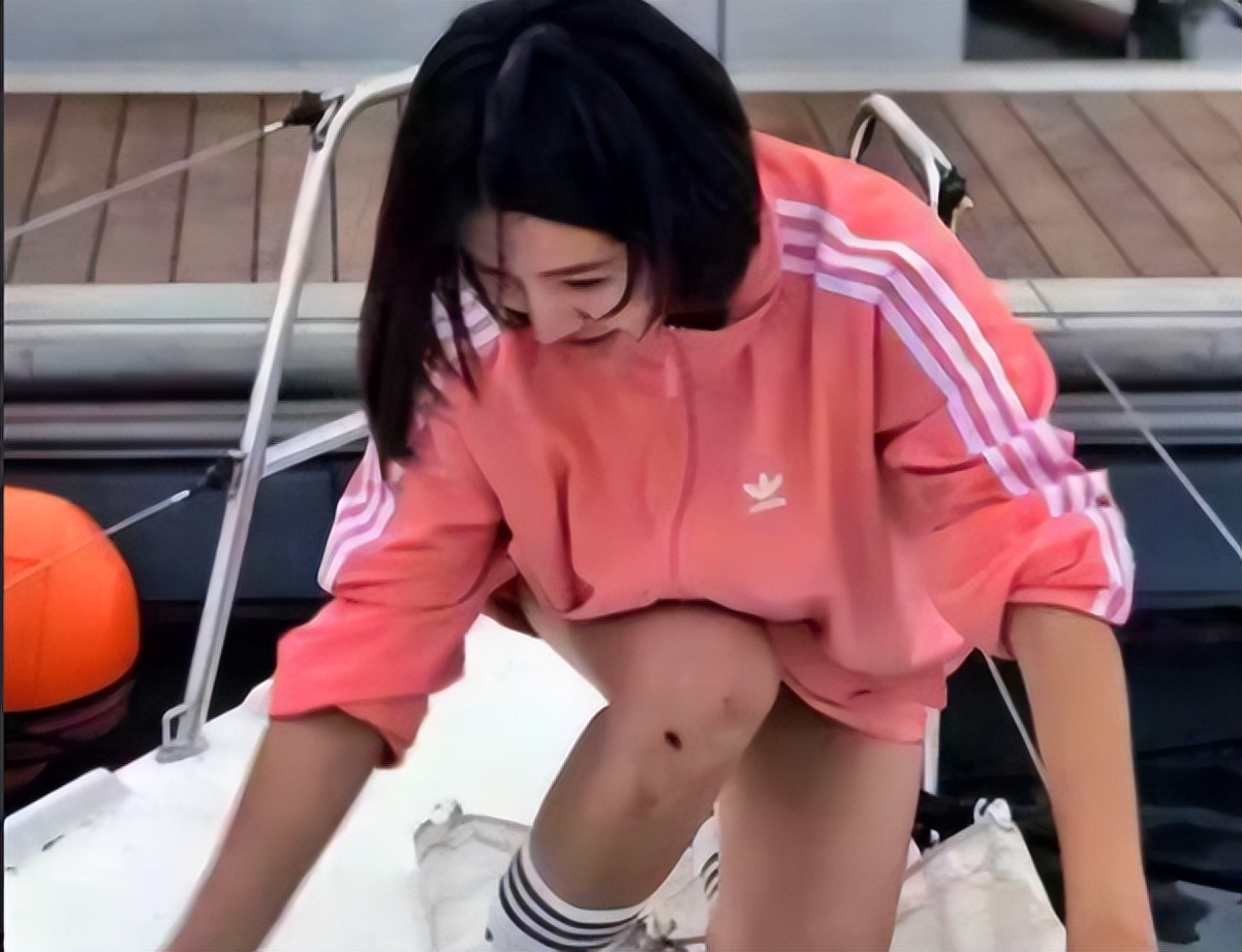 翼装飞行三人魂断天门山,天门山极限运动翼装飞行