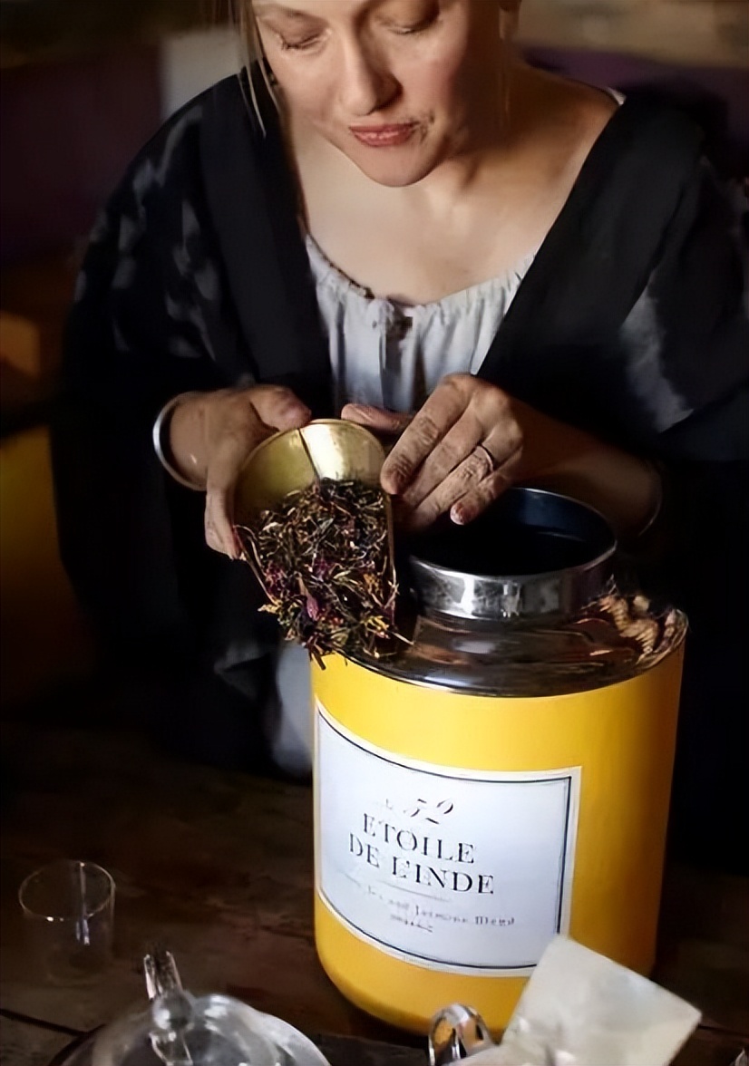 鏂囧湥鑼惰瘽,鏂囪儨鑼惰