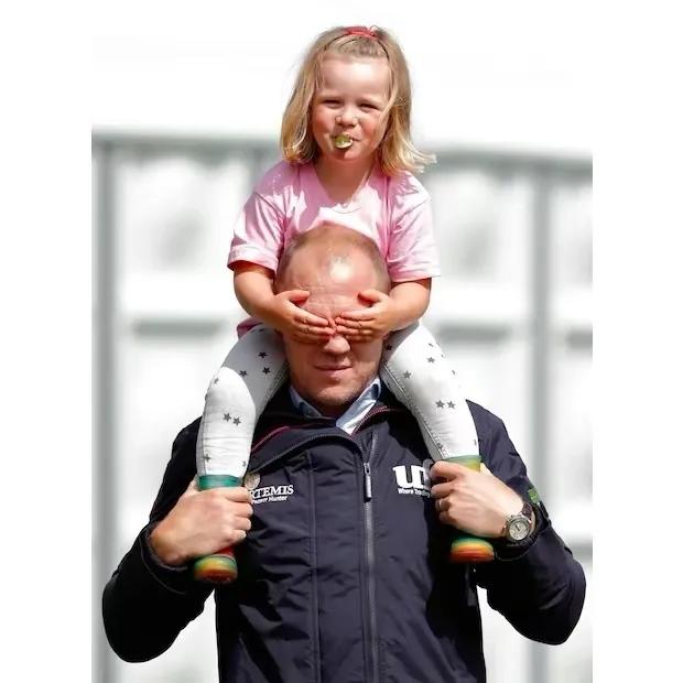 安妮的孙辈,安妮的孙女