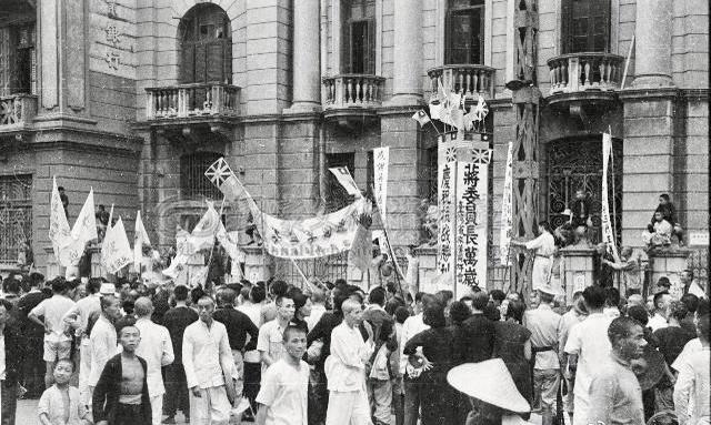 日军日记：路遇逃难的女学生，我将她的腿骨做成了锋利的*刀刺**!