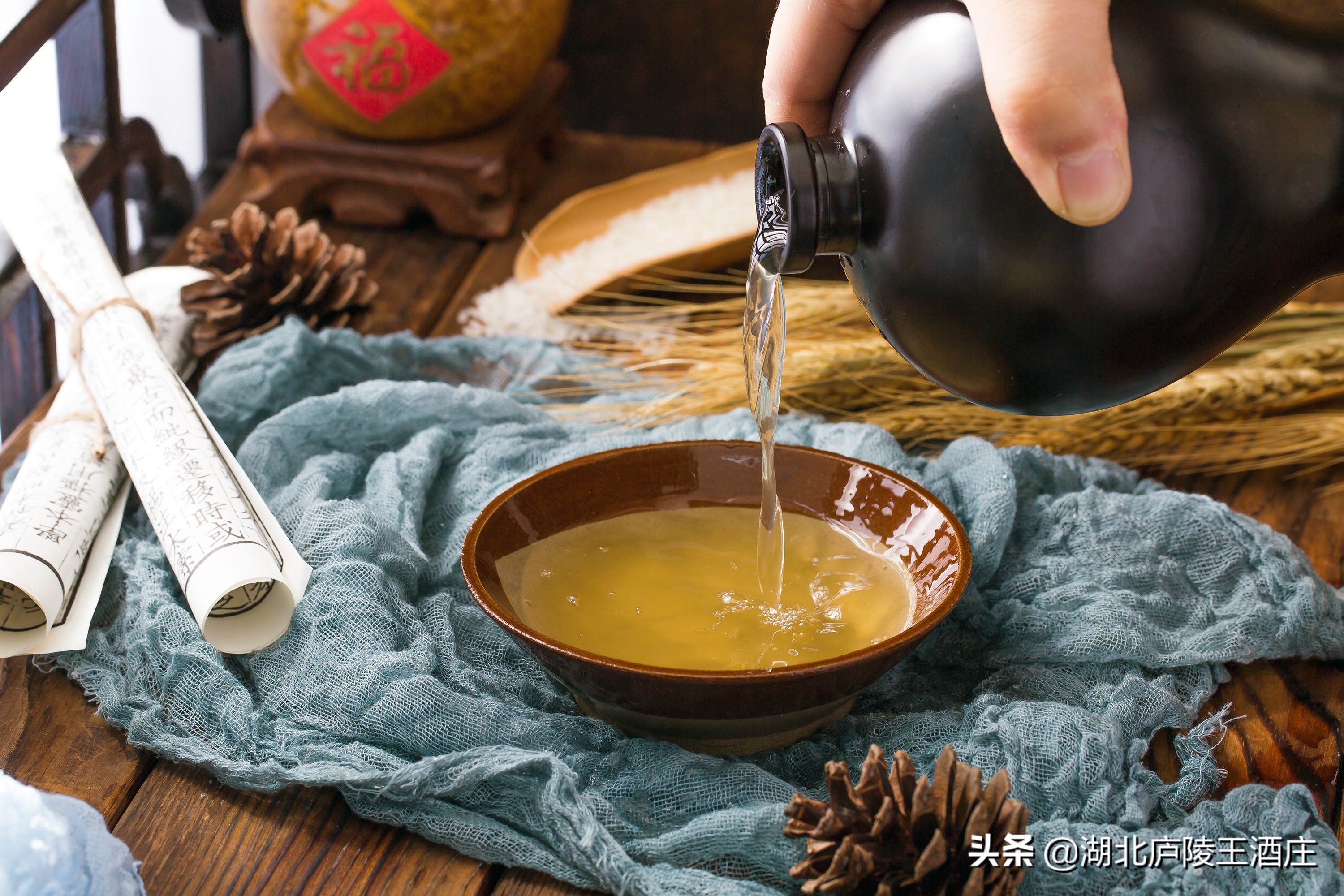 房县黄酒的历史多少年,房县黄酒起源于周朝