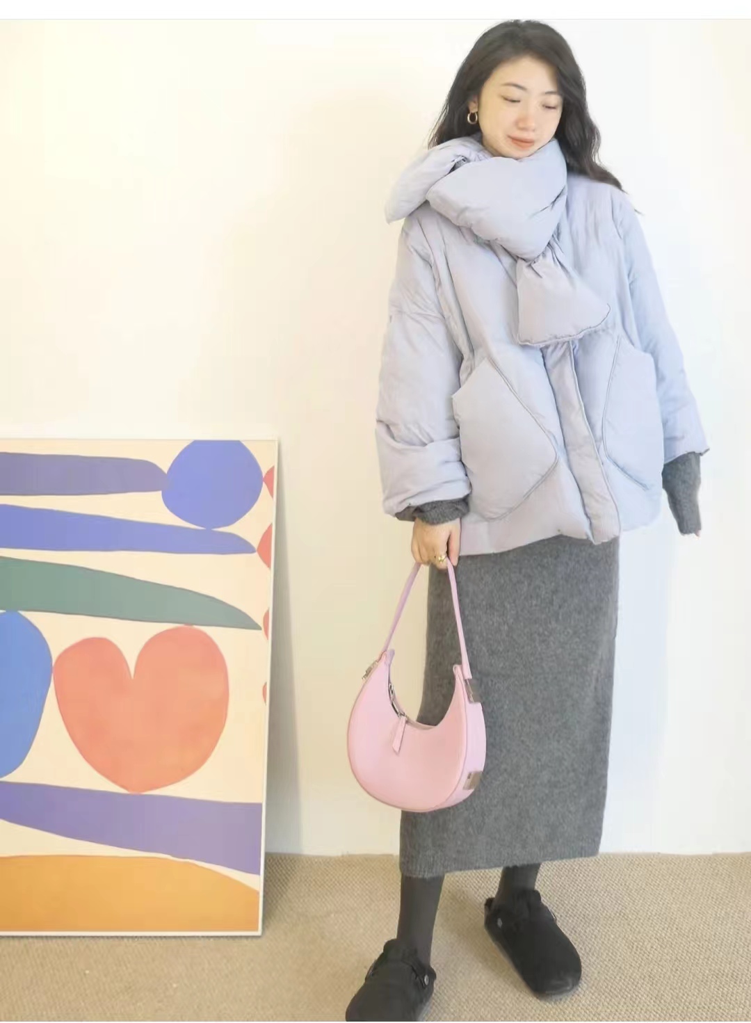 短款白色羽绒服的最佳搭配半身裙,羽绒服搭配哪些裙子才时髦