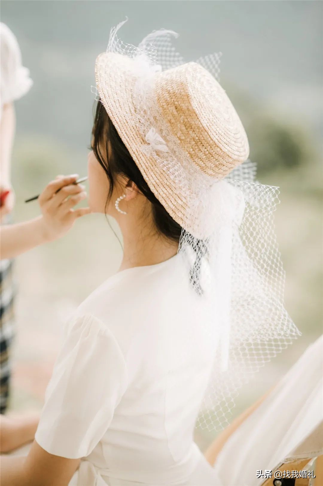 提亲订婚结婚这个流程是怎么样的,求婚订婚领证办婚礼是怎样的流程