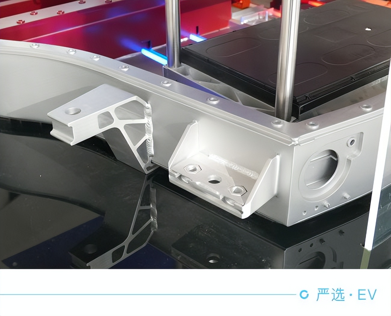 200公里续航电动车可拆电池,电动车电池能拆还是不能拆的好