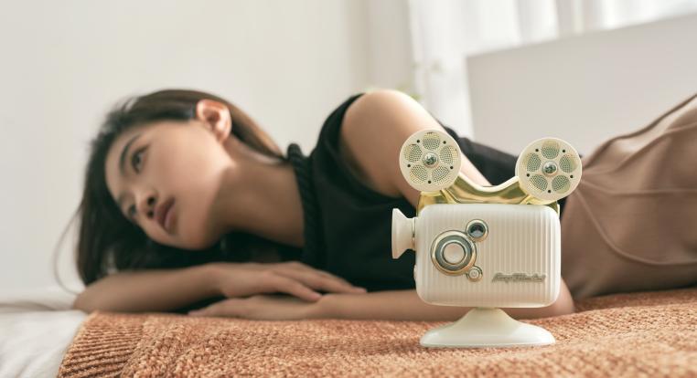 曾获设计界“奥斯卡”奖的猫王音响，为何布局投影仪？