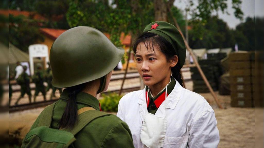 电影芳华何小萍,芳华中何小萍发疯时医生说的话