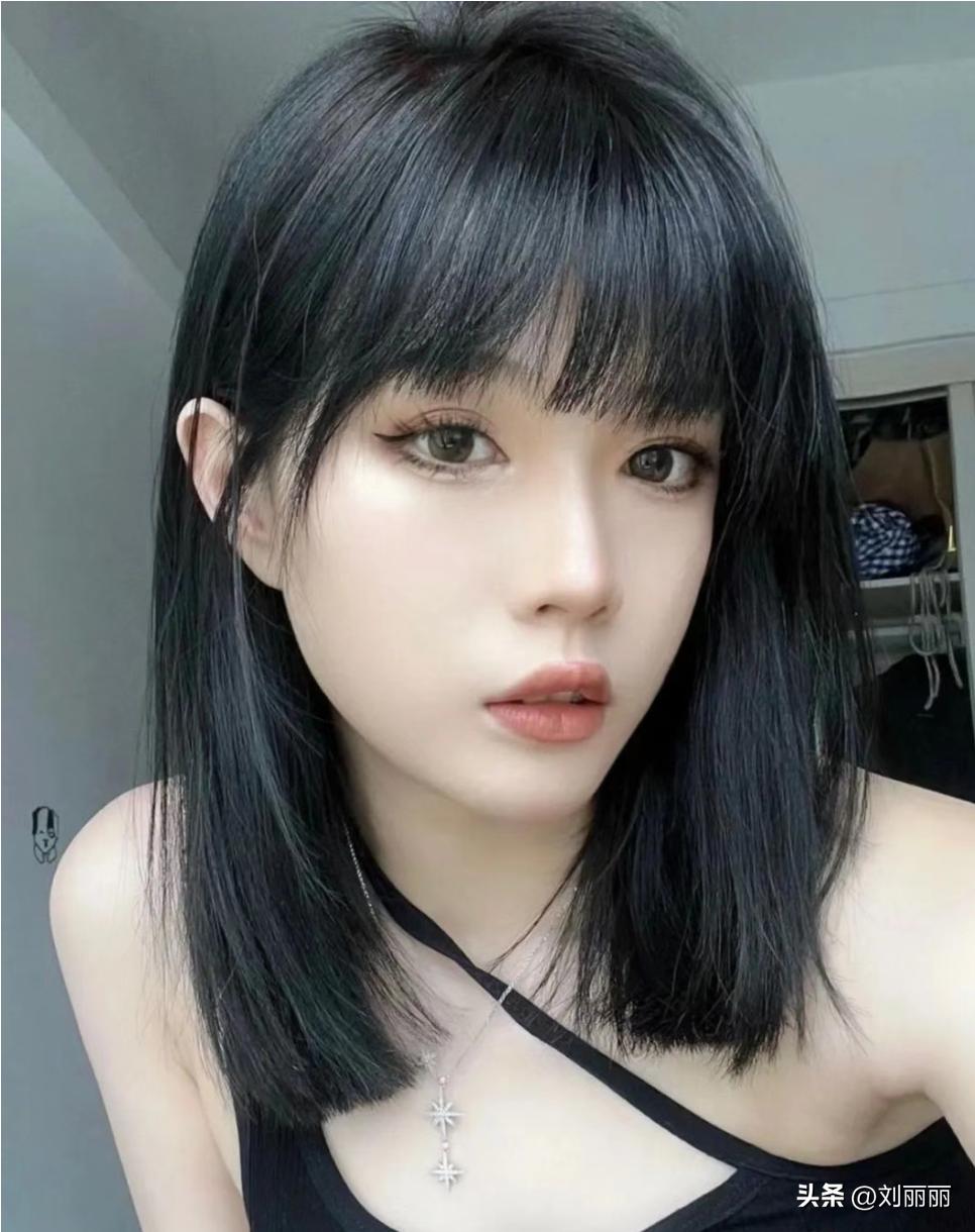 一分钟就能搞定的流行发型太美了,最适合剪的20款发型