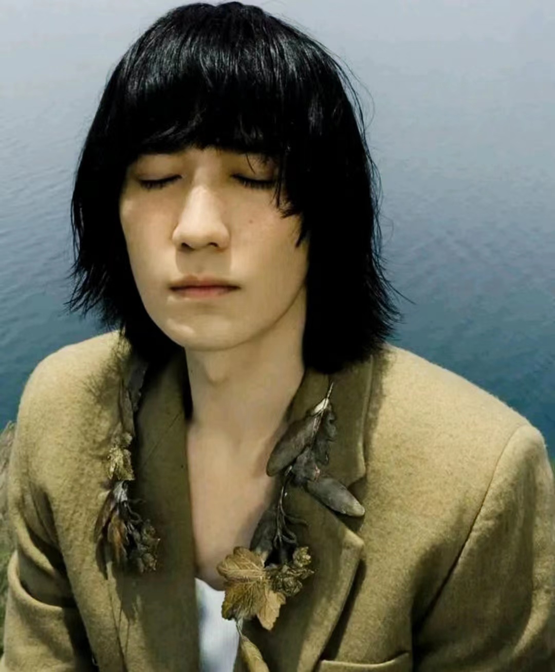 男明星的刘海竟是遮丑利器,被齐刘海毁了的明星