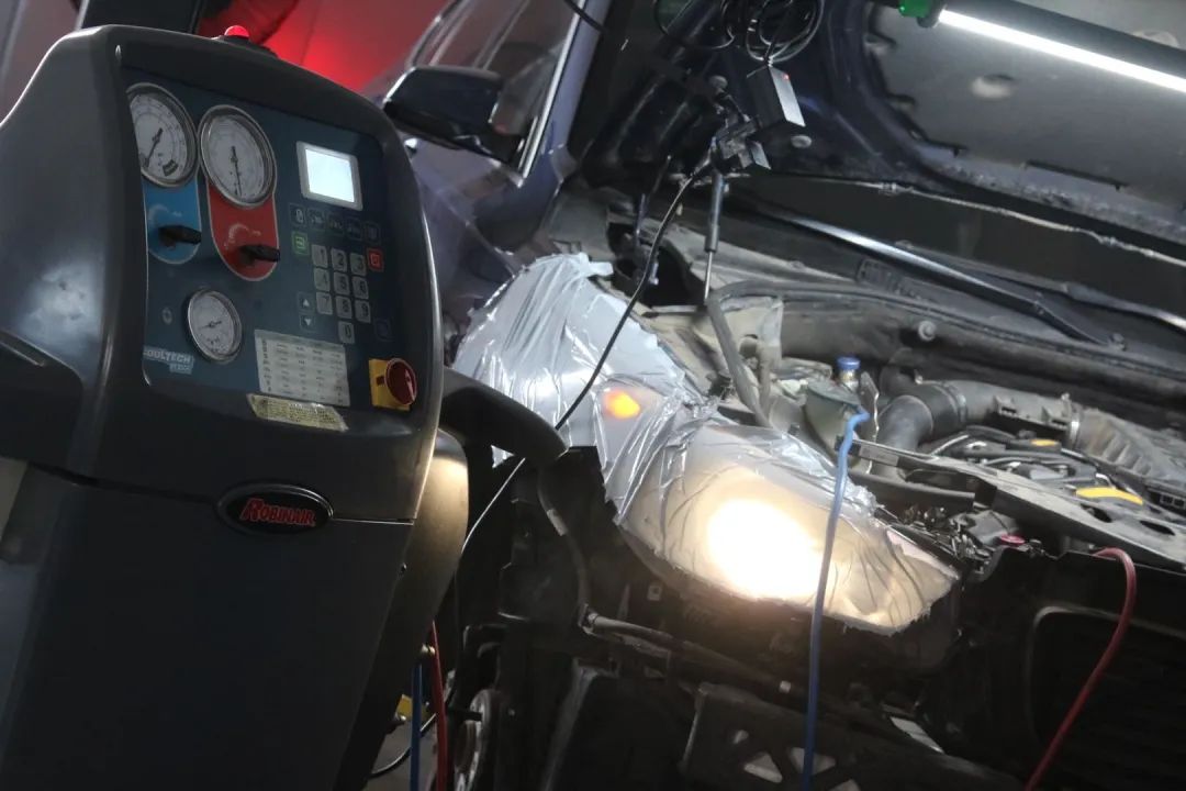 怪兽修车视频全集,13年宝马gt535升级新款内饰