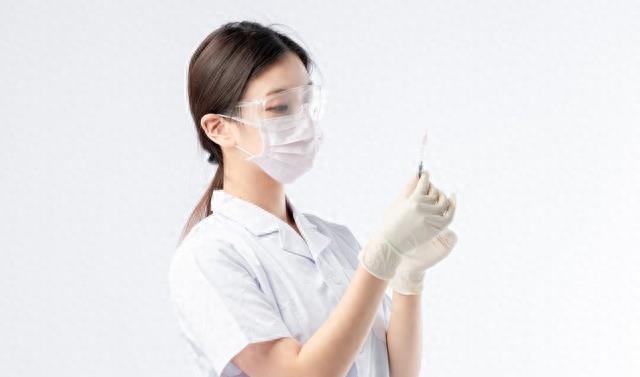 孩子发烧反反复复都把我搞崩溃了,孩子每天发烧一次持续六天了