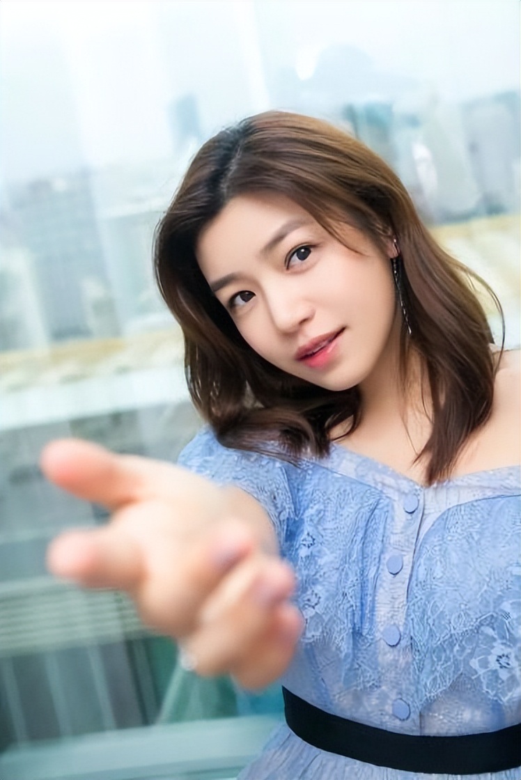 拍照不上镜怎么办才好看,上镜拍照大小脸怎么办