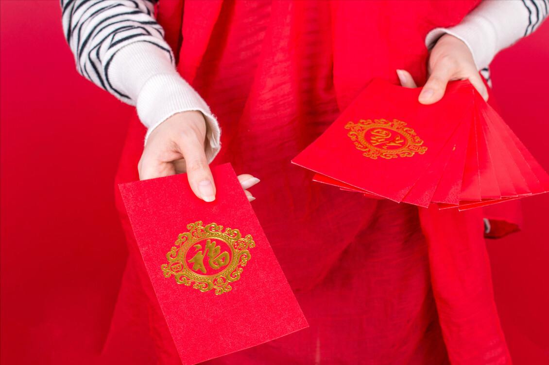 明明我有2个孩子，每逢过年发红包就“血亏”，问题出在哪儿？