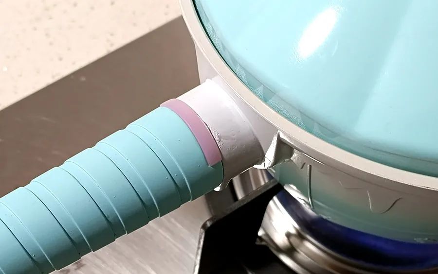 懒米抱抱奶锅和帝伯朗奶锅测评,帝伯朗乐园奶锅