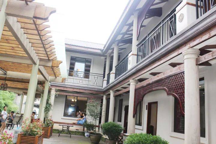 稻草秸秆变身新型建材,秸秆环保新型建材