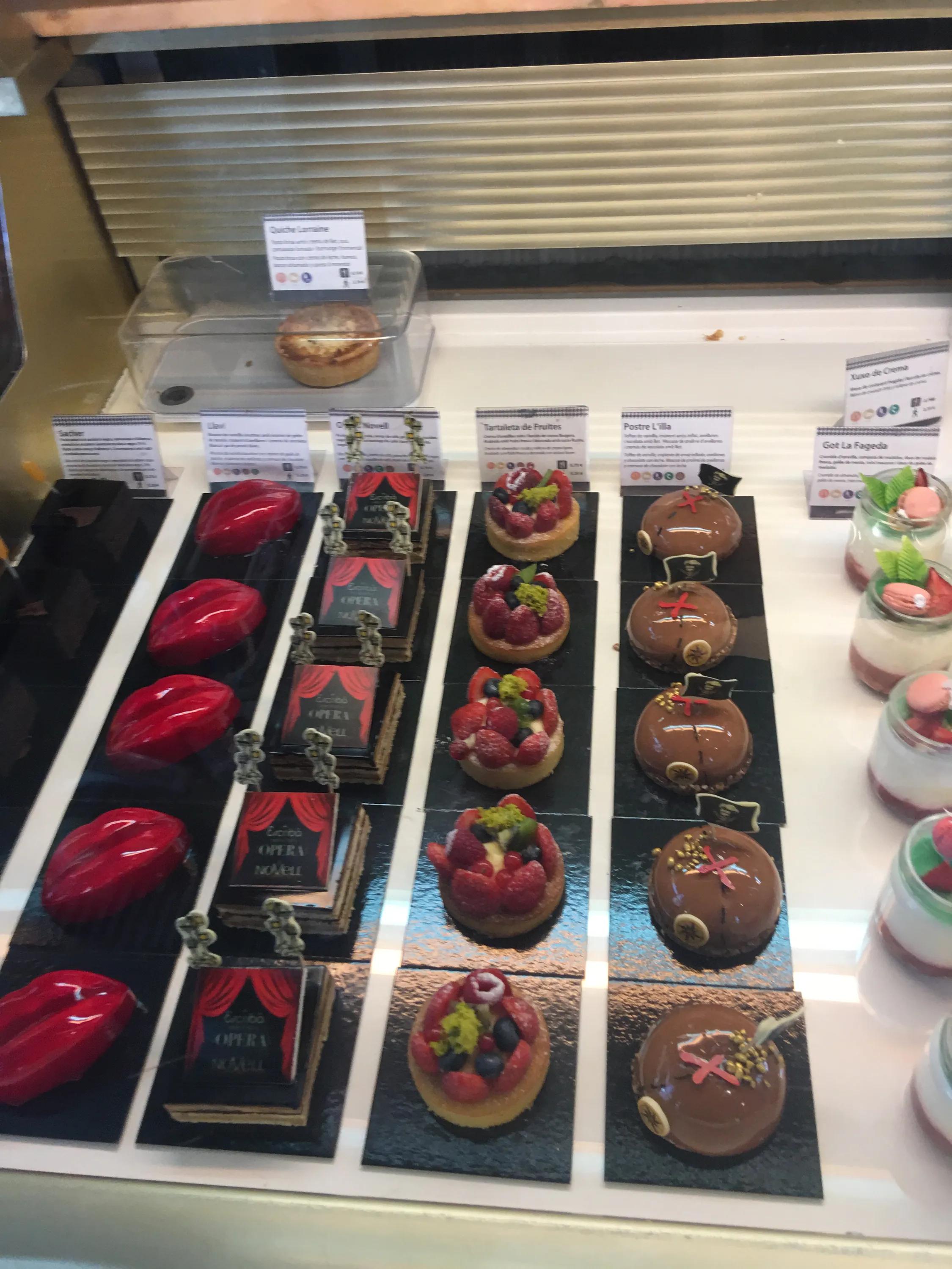 西班牙巴塞罗那全攻略,西班牙自由行马德里游攻略