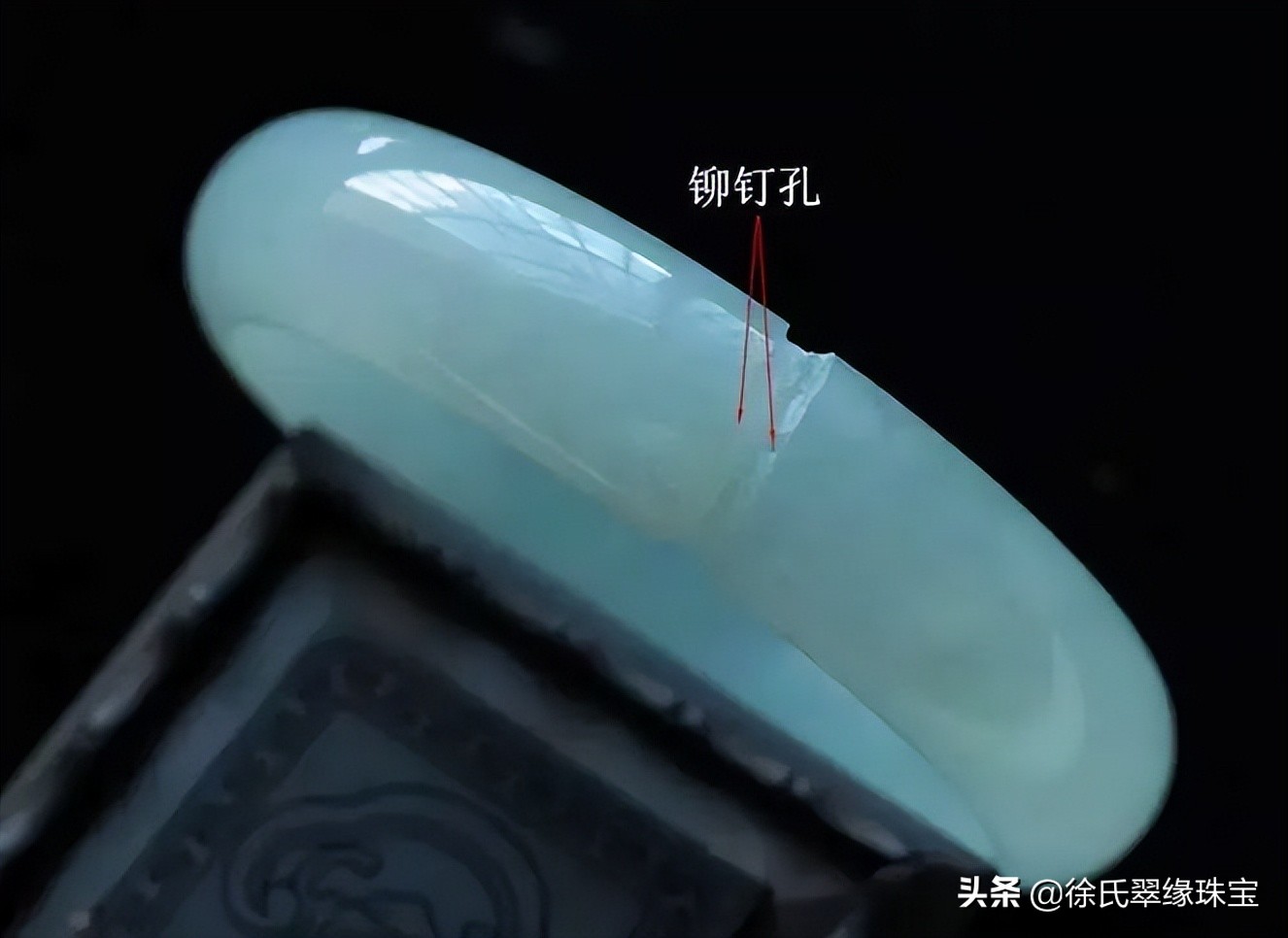 陪伴了好多年的镯子摔坏的说说,陪伴了八年的镯子取下后的心情