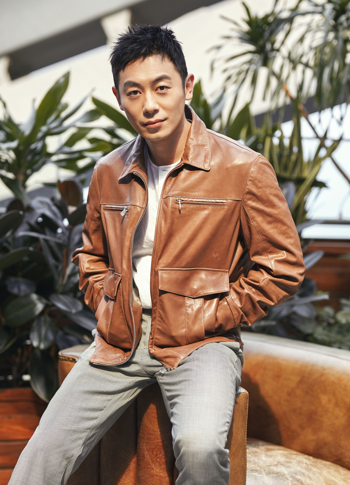 朱亚文:行走的荷尔蒙,男德天花板,他到底有什么魅力呢?