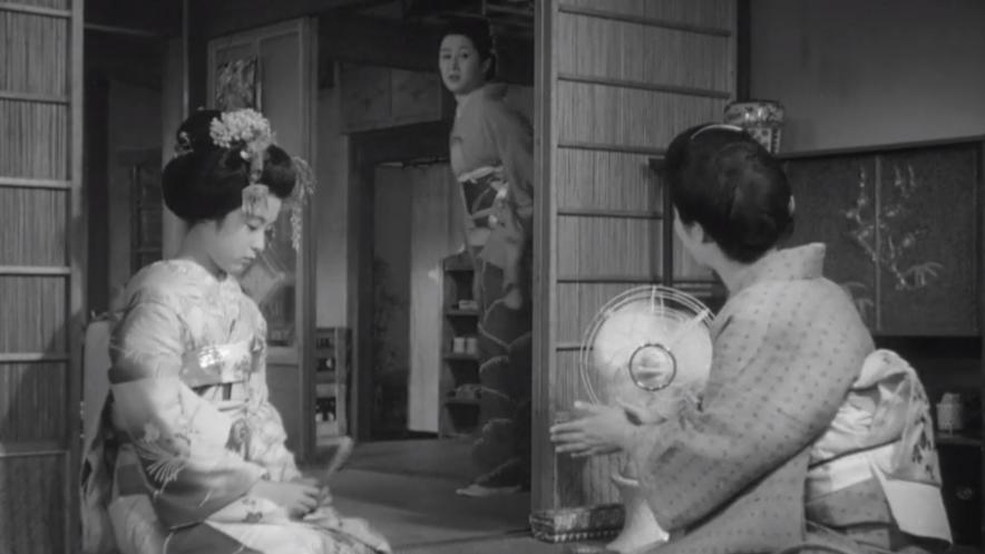 日本电影艺伎经典片段,日本黑白老电影艺妓的悲惨一生