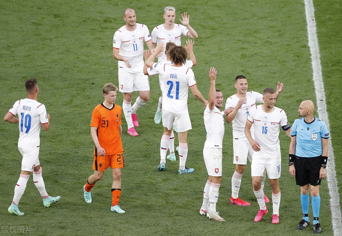 为什么中国足球世界排名高,中国足球地位下滑原因大揭秘