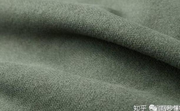 这4种窗帘既实用又美观你家有吗,窗帘是家居装饰不可或缺的一部分