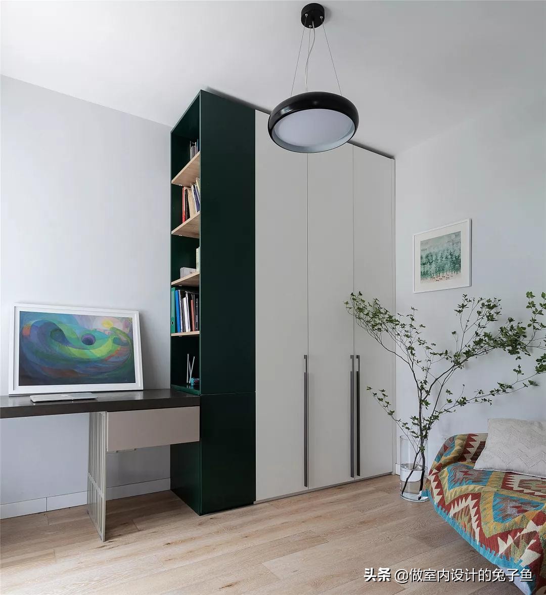 没吊顶衣柜怎么做到顶,衣柜没做到顶怎么解决