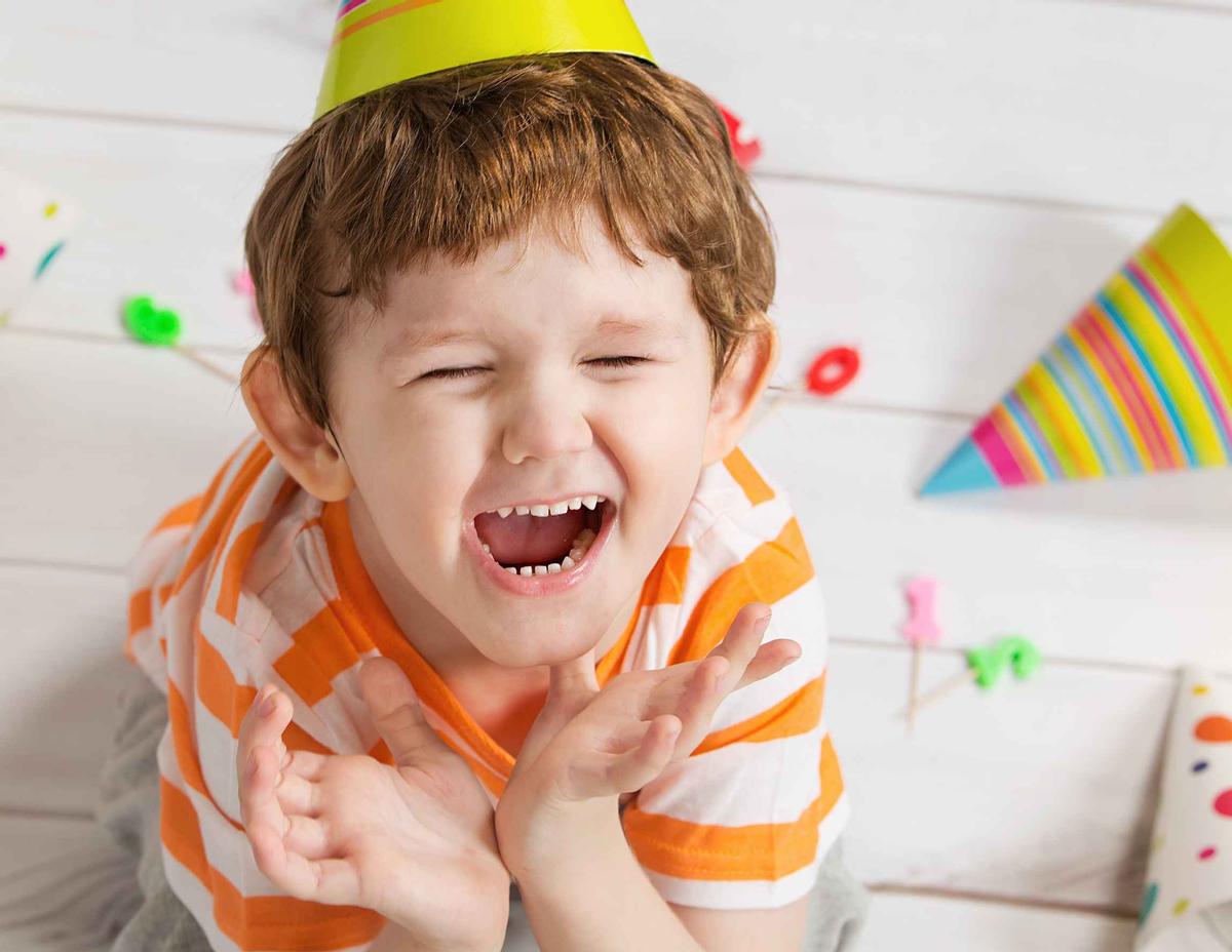 宝宝爱吃纸类的东西是怎么回事,宝宝喜欢吃纸危害