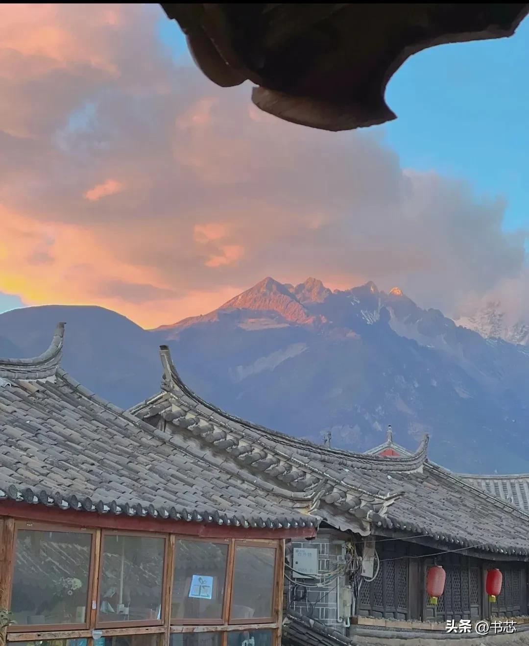 丽江古城的四方街在什么地方,丽江古城四方街