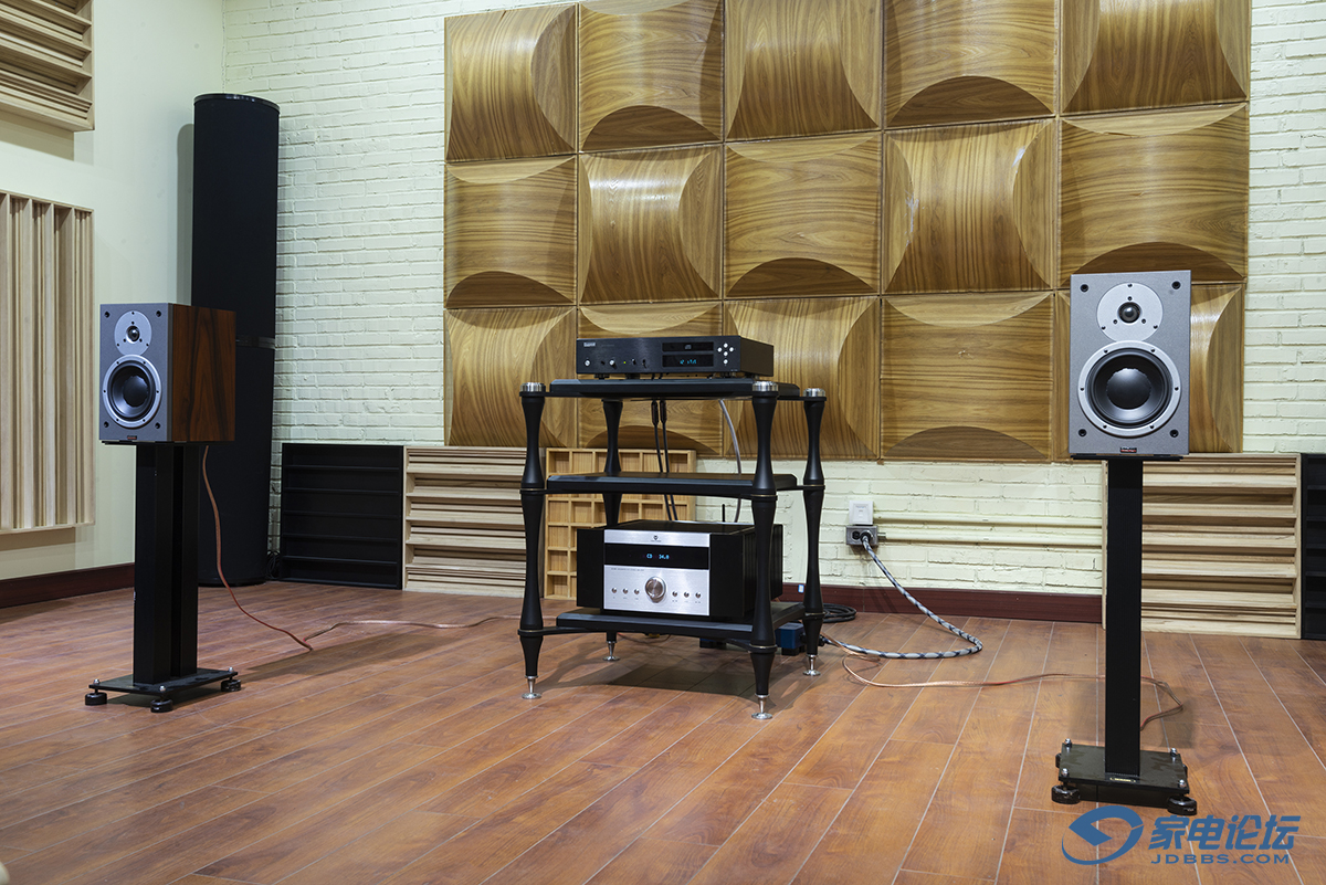 天逸ad99d功放和天逸at2300pro区别,天逸功放ad99d深度评测