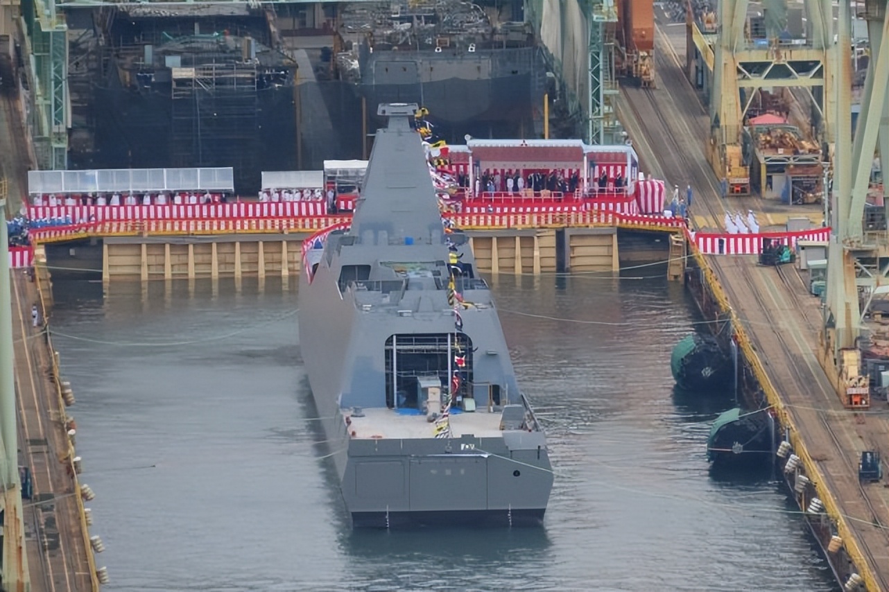 日本最上级护卫舰和中国054b对比,日本最上号护卫舰性能