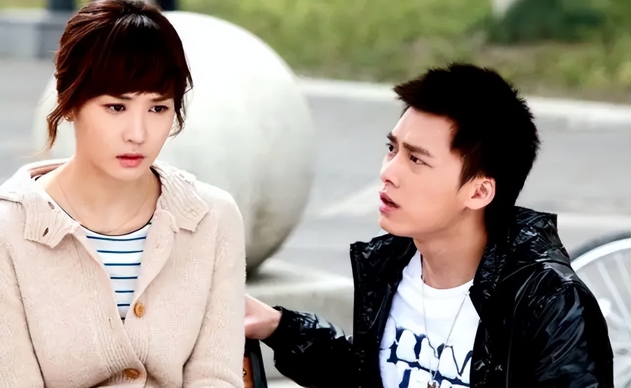 李易峰16年肇事逃逸,李易峰交通逃逸事件是真的吗